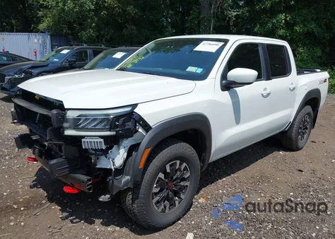 2024 Nissan Frontier Pro-4X 4X4 z USA, uszkodzony, nr VIN 1N6ED1EKXRN663924